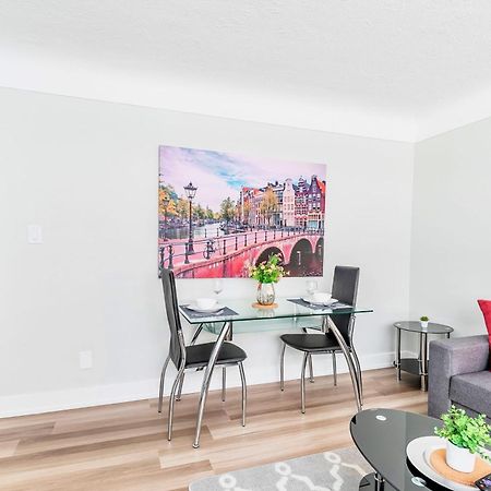Modern Apartment In Corktown Hamilton Sleeps 4 Bagian luar foto